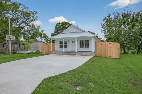 Exterior - 236 North Blvd, Saint Augustine, FL 32095 photo 3 of 12