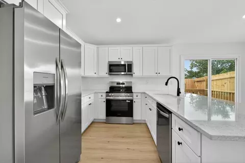 Kitchen - 236 North Blvd, Saint Augustine, FL 32095 photo 3 of 5