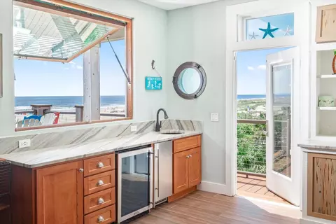 Kitchen - 1 2nd Ln, Saint Augustine, FL 32080 photo 1 of 8