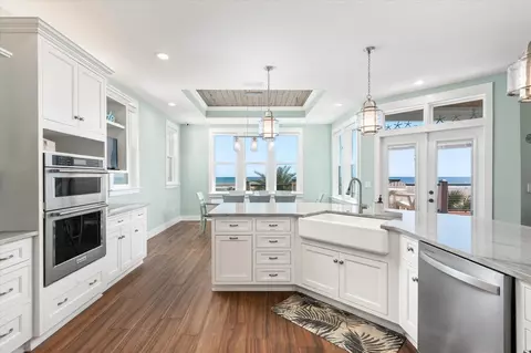 Kitchen - 1 2nd Ln, Saint Augustine, FL 32080 photo 2 of 8