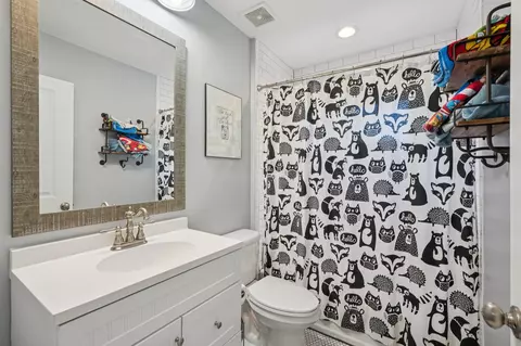 Bath - 3501 Kings Rd, Saint Augustine, FL 32086 photo 4 of 4