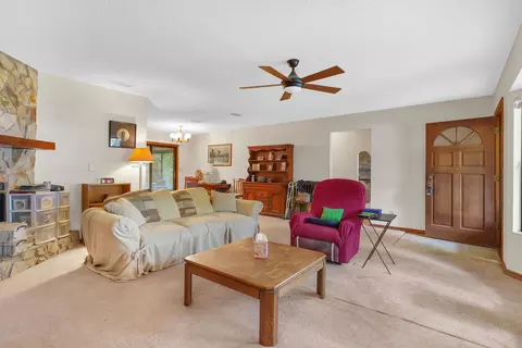 Living - 426 Jasmine Rd, Saint Augustine, FL 32086 photo 2 of 3