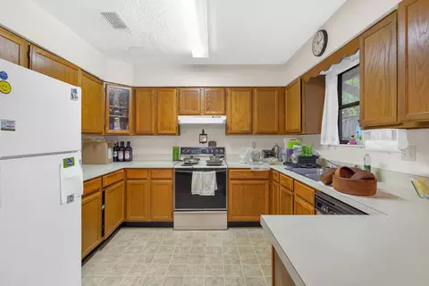 Kitchen - 426 Jasmine Rd, Saint Augustine, FL 32086 photo 1 of 1