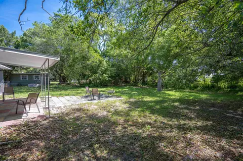 Exterior - 227 N Whitney St, Saint Augustine, FL 32084 photo 3 of 4
