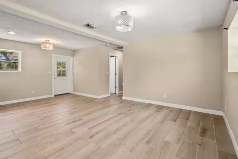 Living - 227 N Whitney St, Saint Augustine, FL 32084 photo 1 of 6