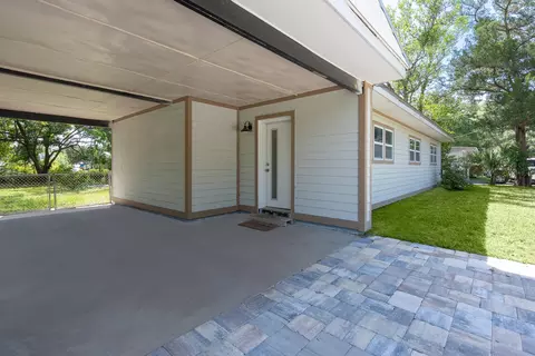 Exterior - 227 N Whitney St, Saint Augustine, FL 32084 photo 4 of 4