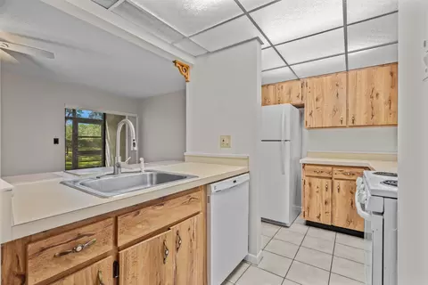 Kitchen - 37 Tarragona Ct, Saint Augustine, FL 32086 photo 3 of 3