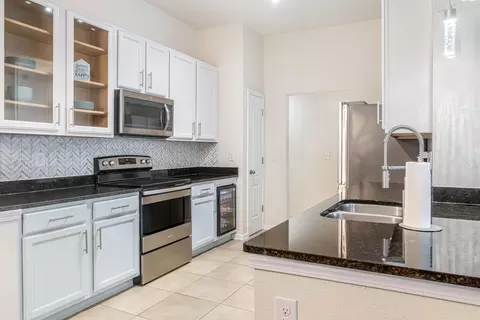 Kitchen - 1818 Golden Lake Loop, Saint Augustine, FL 32084 photo 1 of 5