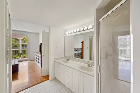 Bath - 155 Marine St UNIT 202, Saint Augustine, FL 32084 photo 3 of 4