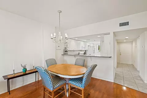 Dining - 155 Marine St UNIT 202, Saint Augustine, FL 32084 photo 1 of 2