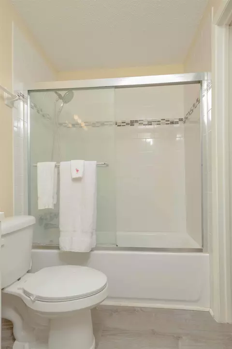Bath - 8130 A1a S H7, Saint Augustine, FL 32080 photo 3 of 3