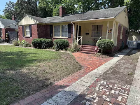 1662 Charon Rd, Jacksonville, FL 32205