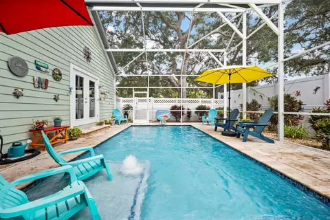 Exterior - 2500 Hydrangea St, Saint Augustine, FL 32080 photo 9 of 25