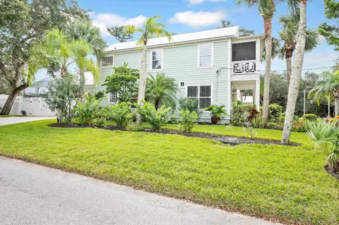 Exterior - 2500 Hydrangea St, Saint Augustine, FL 32080 photo 4 of 25