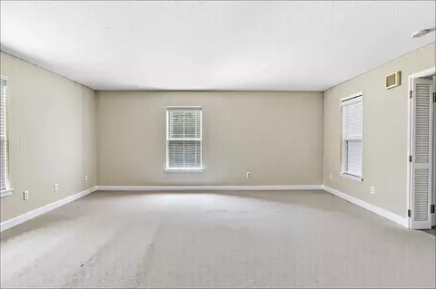 Living - 26 Dolphin Dr, Saint Augustine, FL 32080 photo 3 of 3