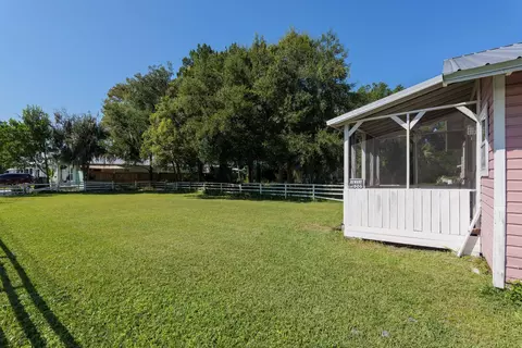 Exterior - 102 Palmer St, Saint Augustine, FL 32084 photo 7 of 8