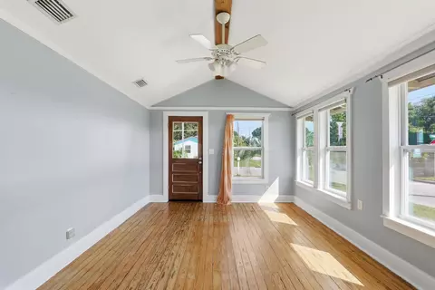 Living - 102 Palmer St, Saint Augustine, FL 32084 photo 4 of 4