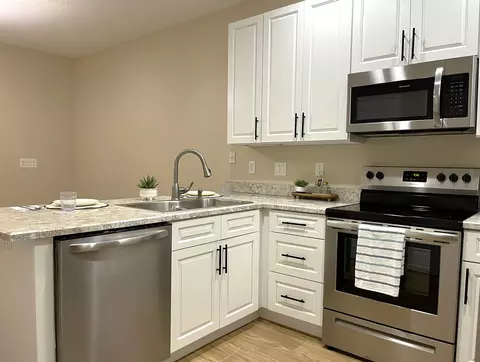 613 W Drake Bay Ter, Saint Augustine, FL 32084 photo 2
