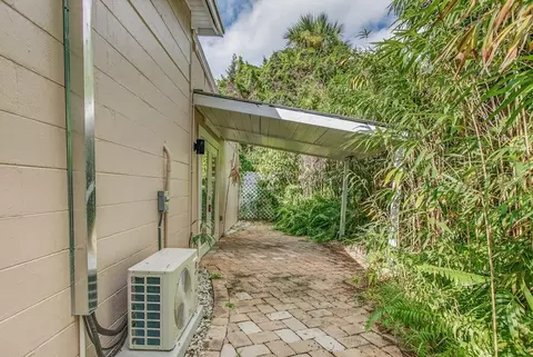 Exterior - 125 Menendez Rd, Saint Augustine, FL 32080 photo 4 of 10