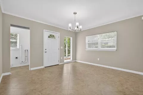 Living - 125 Menendez Rd, Saint Augustine, FL 32080 photo 1 of 7