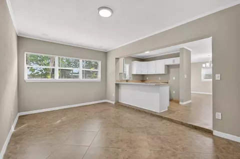 Living - 125 Menendez Rd, Saint Augustine, FL 32080 photo 5 of 7
