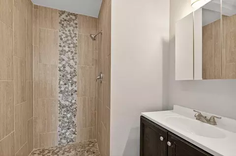 Bath - 125 Menendez Rd, Saint Augustine, FL 32080 photo 1 of 5