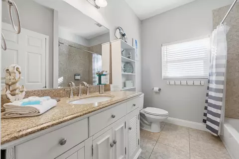 Bath - 4969 Alta Vista Ave, Saint Augustine, FL 32080 photo 5 of 6