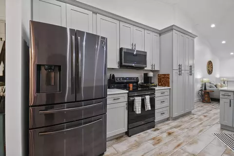 Kitchen - 116 Tidal Ln, Saint Augustine, FL 32080 photo 3 of 4