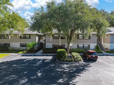 Exterior - 37 Alcira Ct, Saint Augustine, FL 32086 photo 11 of 14