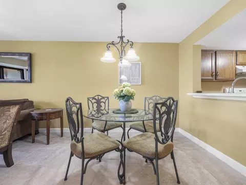 Dining - 880 A1a Beach Blvd #8312, Saint Augustine, FL 32080 photo 1 of 1