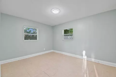 Bedroom - 265 Monterey Ave, Saint Augustine, FL 32084 photo 3 of 5