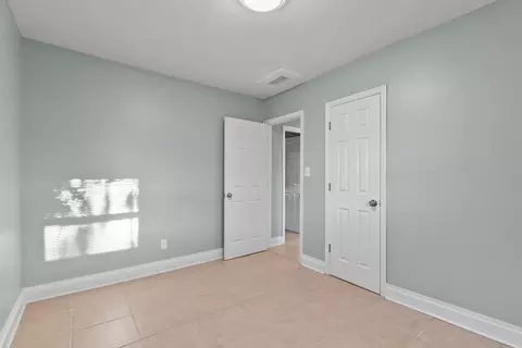 Bedroom - 265 Monterey Ave, Saint Augustine, FL 32084 photo 4 of 5