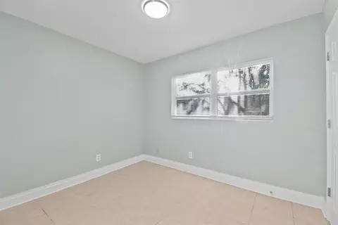 Bedroom - 265 Monterey Ave, Saint Augustine, FL 32084 photo 1 of 5