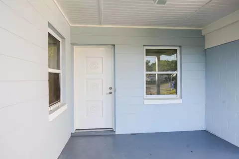 Exterior - 265 Monterey Ave, Saint Augustine, FL 32084 photo 2 of 9