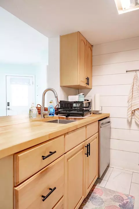 Kitchen - 3804 Windjammer Ln, Saint Augustine, FL 32084 photo 2 of 6