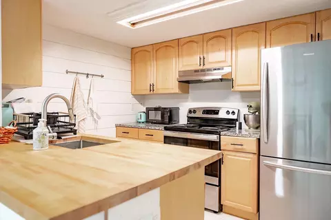 Kitchen - 3804 Windjammer Ln, Saint Augustine, FL 32084 photo 4 of 6