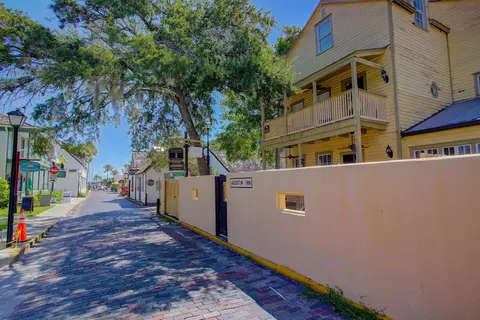 Exterior - 29 Cuna St, Saint Augustine, FL 32084 photo 2 of 8