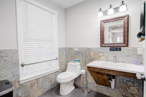 Bath - 29 Cuna St, Saint Augustine, FL 32084 photo 1 of 15