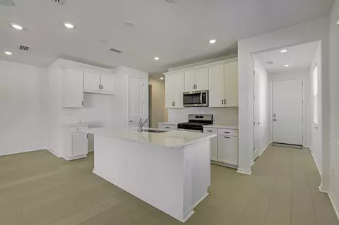 348 Blind Oak Cir, Saint Augustine, FL 32095 photo 2