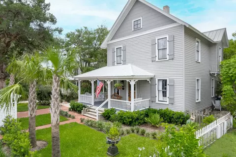 Exterior - 8 Sevilla St, Saint Augustine, FL 32084 photo 16 of 17