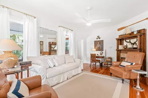 Living - 8 Sevilla St, Saint Augustine, FL 32084 photo 5 of 9
