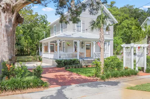 8 Sevilla St, Saint Augustine, FL 32084