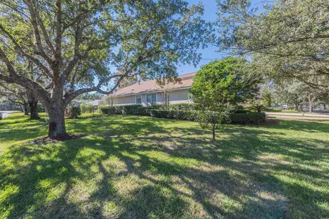 1575 Barrington Cir, Saint Augustine, FL 32092 photo 2