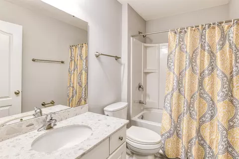 Bath - 485 Crescent Key Dr, Saint Augustine, FL 32086 photo 4 of 5