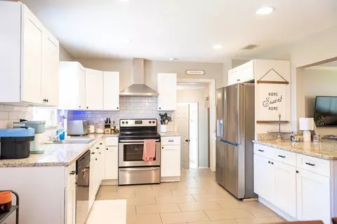 Kitchen - 353 Fortuna Ave, Saint Augustine, FL 32084 photo 4 of 4