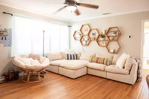 Living - 353 Fortuna Ave, Saint Augustine, FL 32084 photo 2 of 2