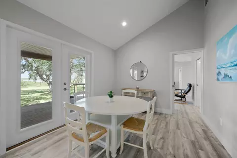 Dining - 5425 Windantide Rd # B, Saint Augustine, FL 32080 photo 2 of 3