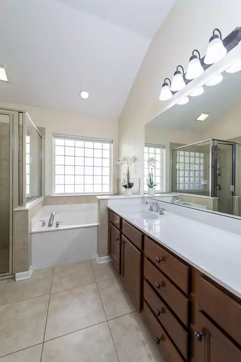 Bath - 73 Durango Dr, Saint Augustine, FL 32086 photo 2 of 4