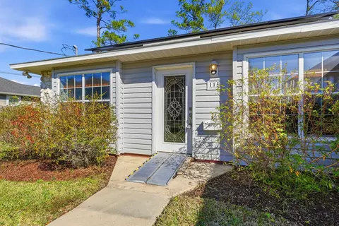 Exterior - 115 Segovia Rd, Saint Augustine, FL 32086 photo 2 of 9