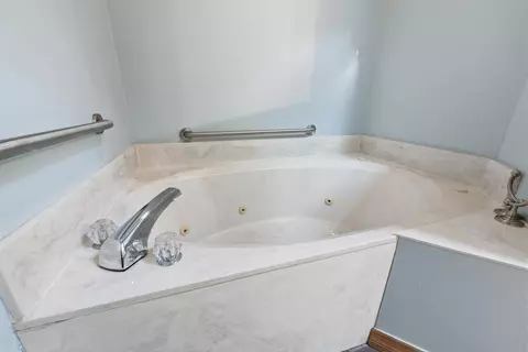 Bath - 115 Segovia Rd, Saint Augustine, FL 32086 photo 2 of 4